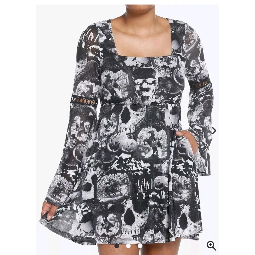 Social Collision Sleepy Hollow Bell Sleeve Mini Dress Sz M Goth Grunge Halloween